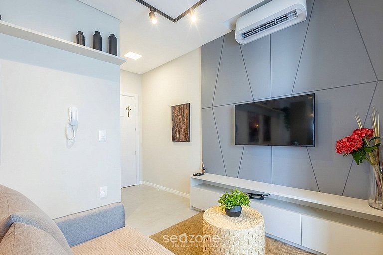 Studio em Cond. c/ Piscina Centro Itapema FFS0606