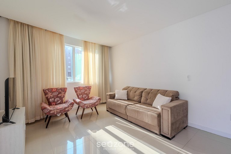 Apto 450m da praia c/ churrasq. e 3 suítes TAH0602