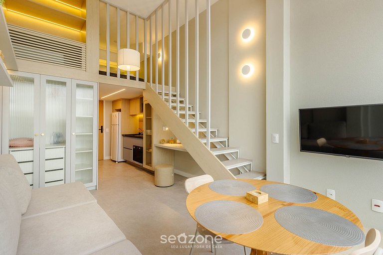 Studio em cond. c/ piscina a 300m do Metrô UOY1605