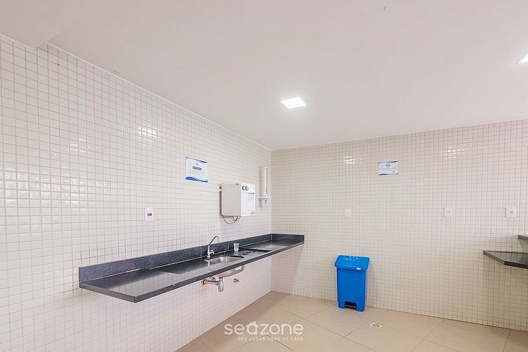 Apto en Cond. c/ Piscina Vista Mar Ondina OON0607