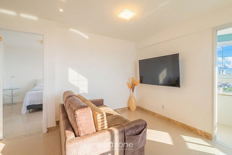 Apto em cond. c/ Piscina Vista Mar Ondina OON0607