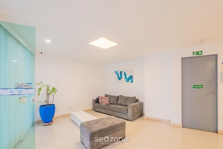 Apto em cond. c/ Piscina Vista Mar Ondina OON0607