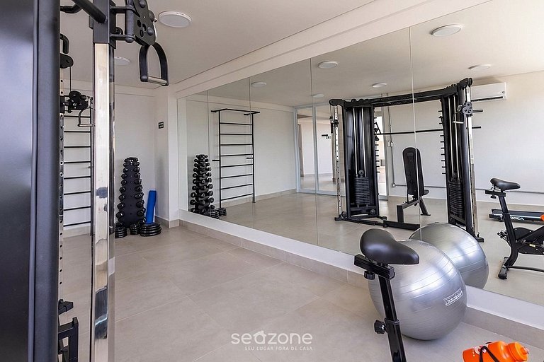 Studio em Cond. c/ Piscina no Centro MSU1106