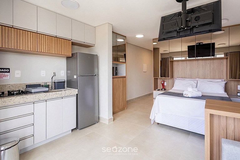 Estudio moderno en condominio con piscina MSU0701