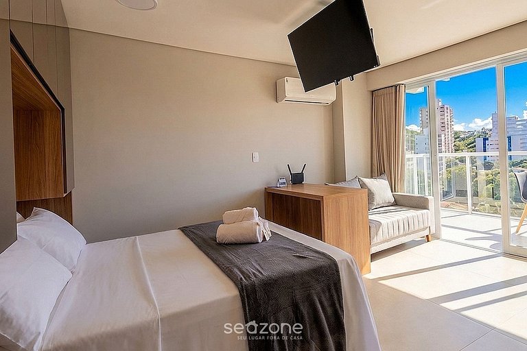 Estudio moderno en condominio con piscina MSU0701