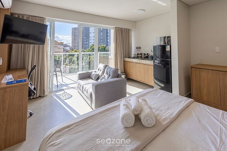 Estúdio em Cond. c/ Piscina no Centro MSU0304