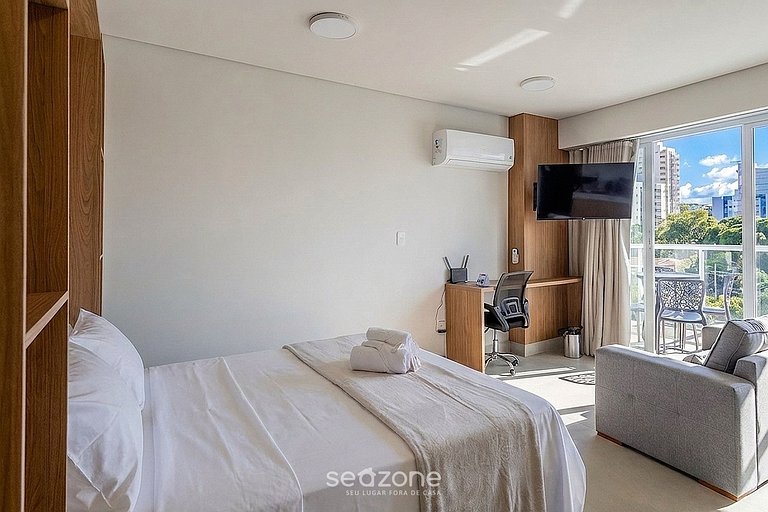 Studio em Cond. c/ Academia no Centro MSU0301