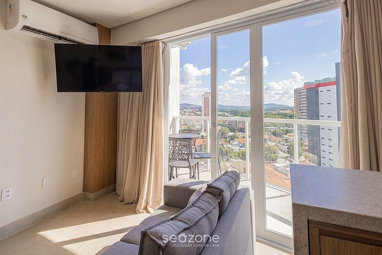 Studio em Cond. c/ Piscina no Centro MSU1106