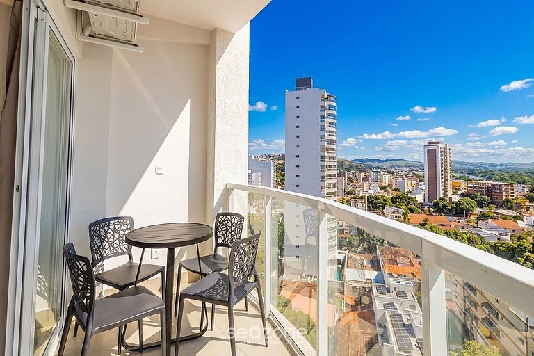 Studio em Cond. c/ Piscina no Centro MSU1106