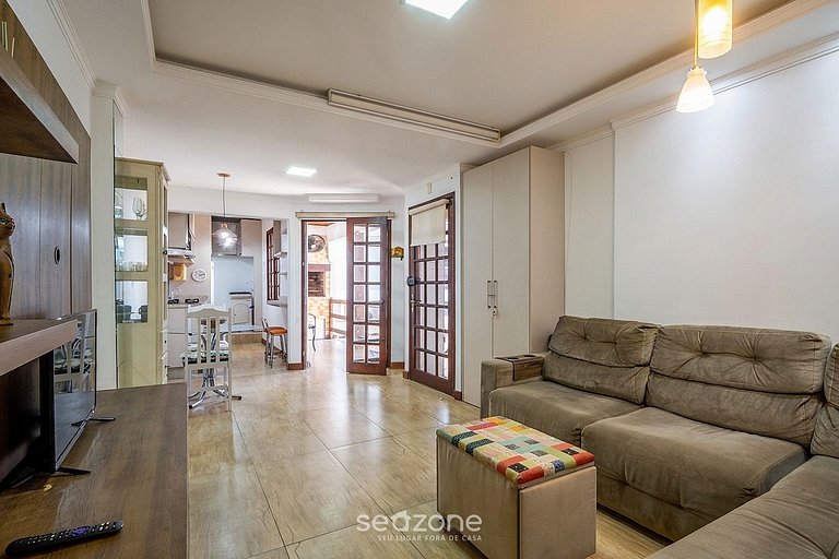 Apto c/ churrasq. em cond. Ingleses SLN0016