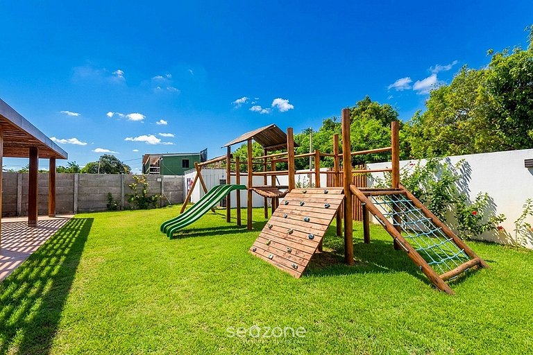 Casa en Cond. c/ Piscina en Itacimirim IBV0013