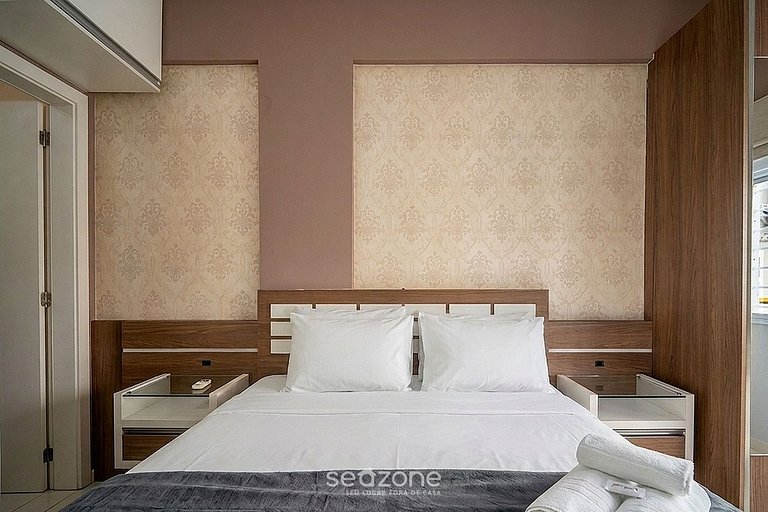 Apto c/ Ar Cond. a 550m da Praia BVR0102