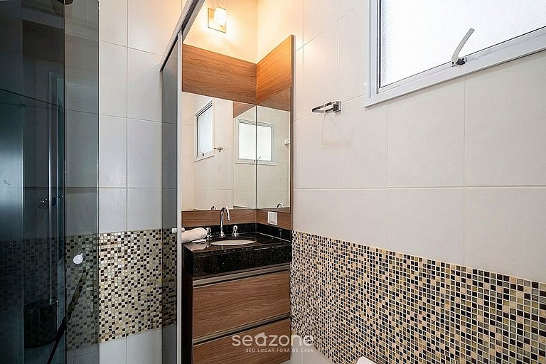 Apto c/ Ar Cond. a 550m da Praia BVR0102