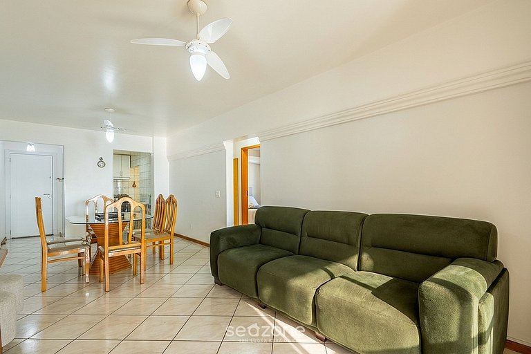 Apto en Cond. con Vista al Mar en Centro EM20202