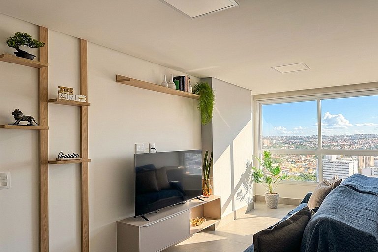 Apto c/ ar cond. no Centro de Anápolis GRLB1802