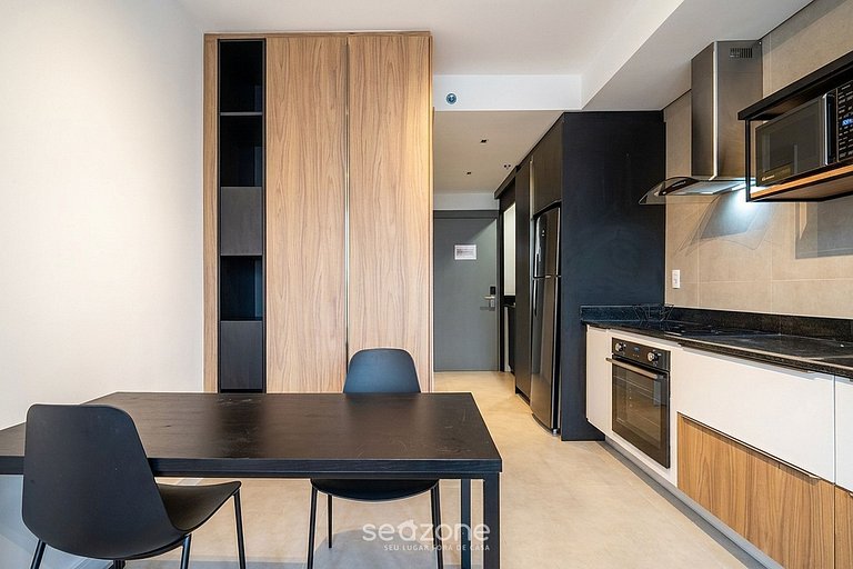 Studio em Cond. c/ Vista na Trindade VTD0727