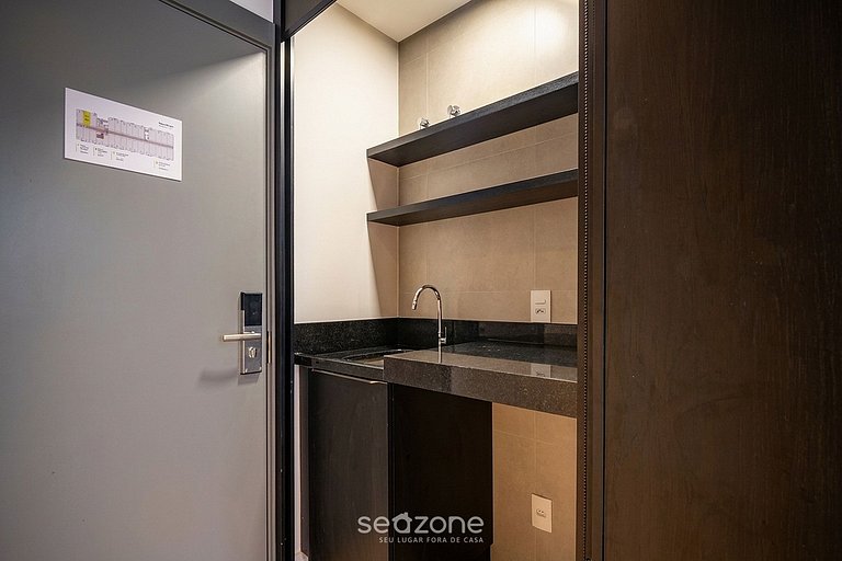 Studio em Cond. c/ Vista na Trindade VTD0727