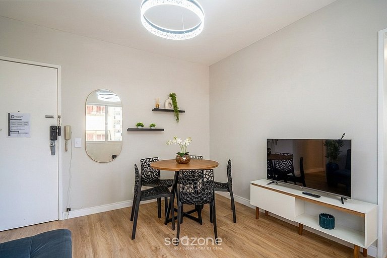 Apto c/ Aire Acond. en el Centro de Floripa BMC0508