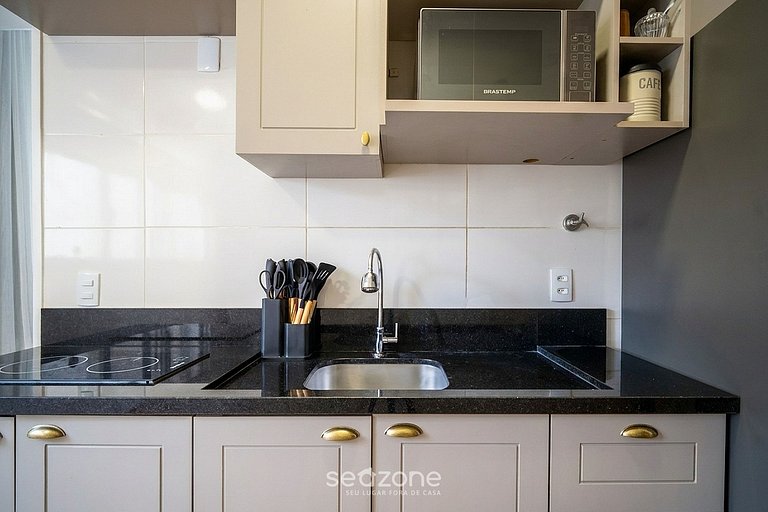 Apto c/ Aire Acond. en el Centro de Floripa BMC0508