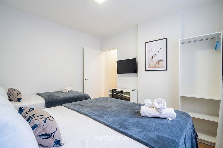 Apto c/ Ar Cond. no Centro de Floripa BMC0508