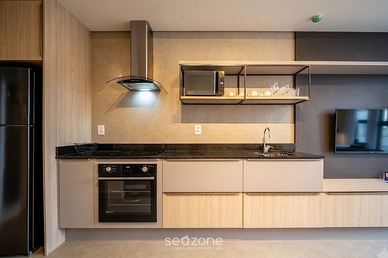 Estúdio em Cond. c/ Academia na Trindade VTD0610