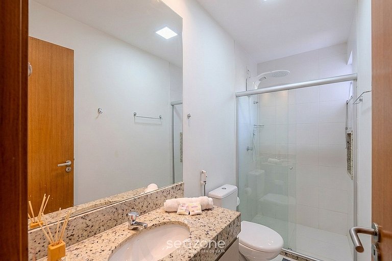 Apto em Cond. c/ Piscina na Vila Odoyá VOD0000