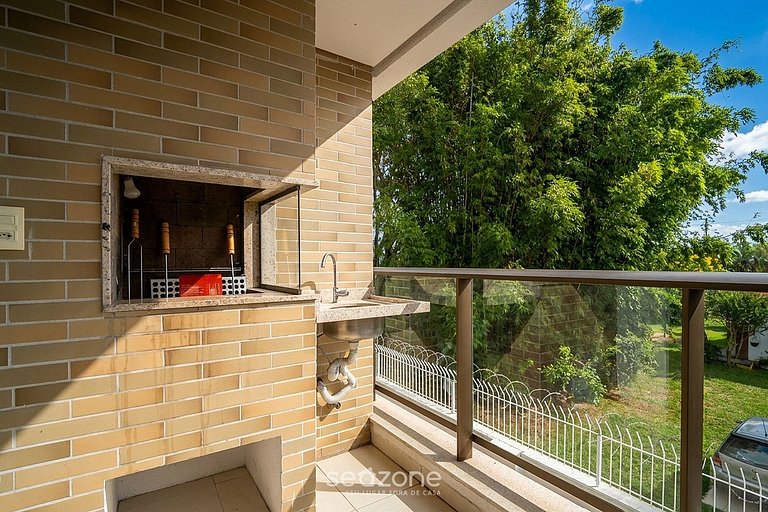 Apto. c/ Varanda a 750m da Praia IDE0765