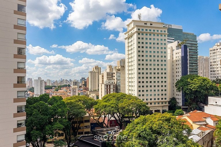 Studio com varanda próximo à Paulista HMJ0712