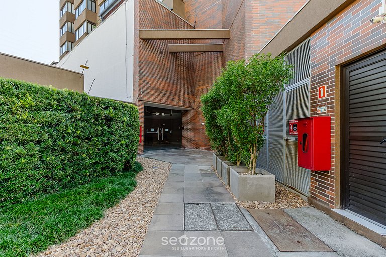 Studio em Cond. c/ Academia e Varanda LPK0302