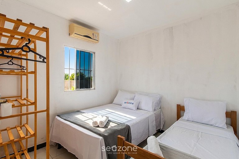 Casa em Cond. c/ churrasq. em Taperapuã CEU0001