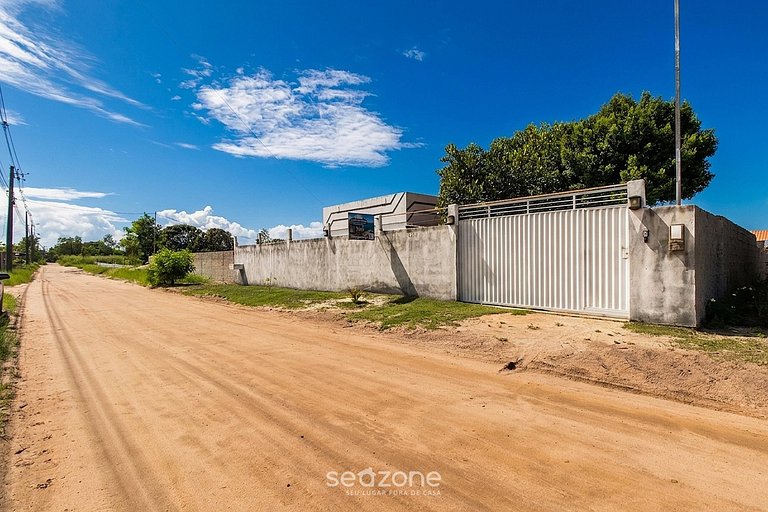 Casa em Cond. c/ churrasq. em Taperapuã CEU0001