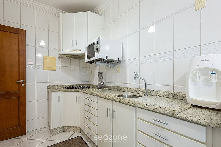 Apto en edificio c/ vista al Mar Itapema CLZB0504