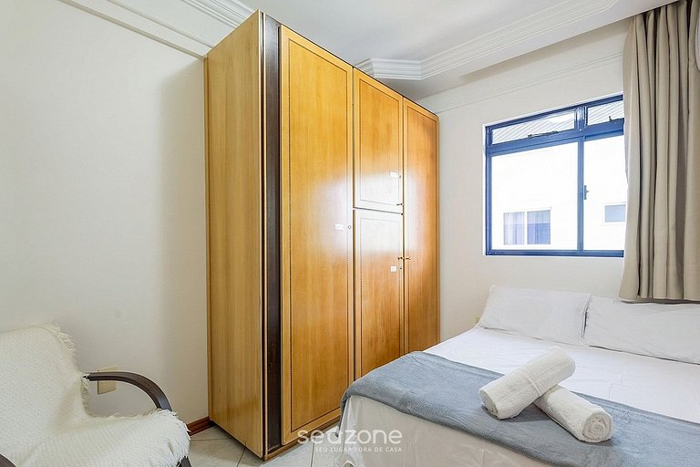 Apto en edificio c/ vista al Mar Itapema CLZB0504