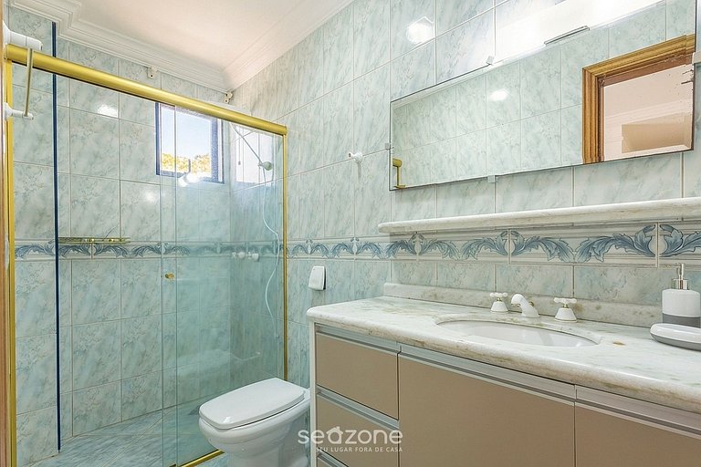 Apto en edificio c/ vista al Mar Itapema CLZB0504