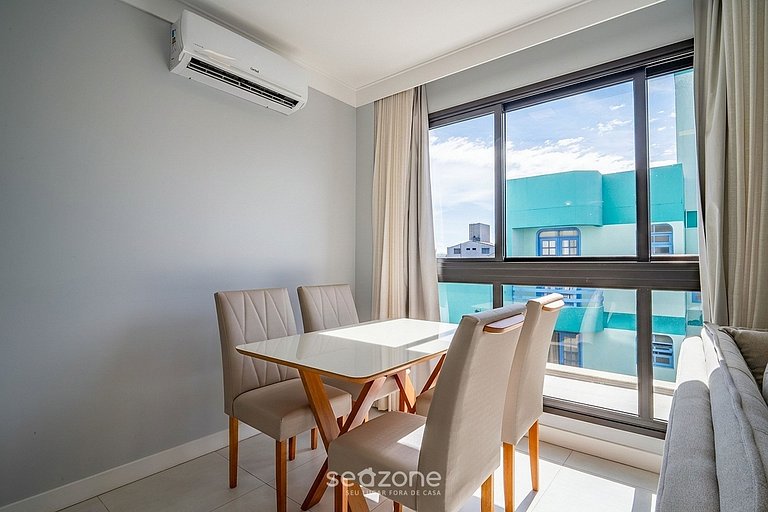 Apto climatizado em Canasvieiras RCQ0205