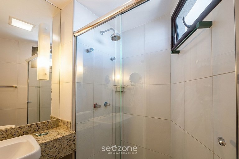 Conforto em Cond. c/ Academia em Salvador MSB2170