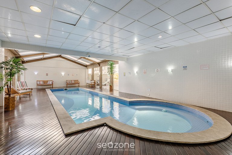 Studio em Cond. c/ Piscina no Centro NWC1007