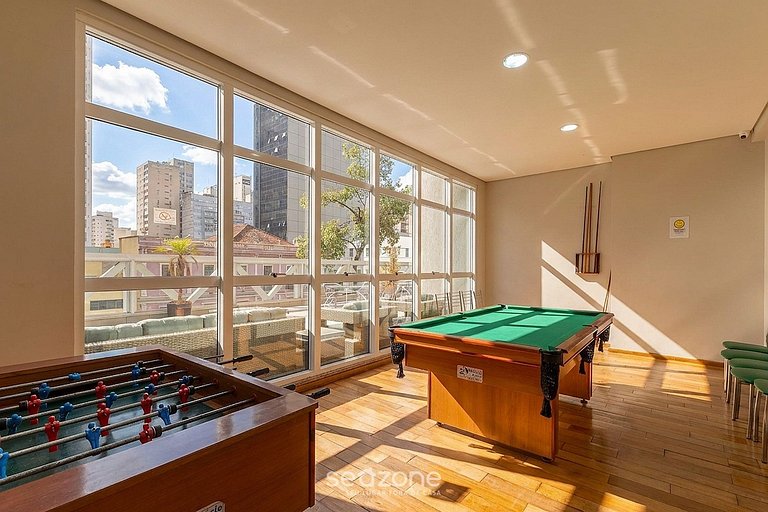 Studio em Cond. c/ Piscina no Centro NWC1007