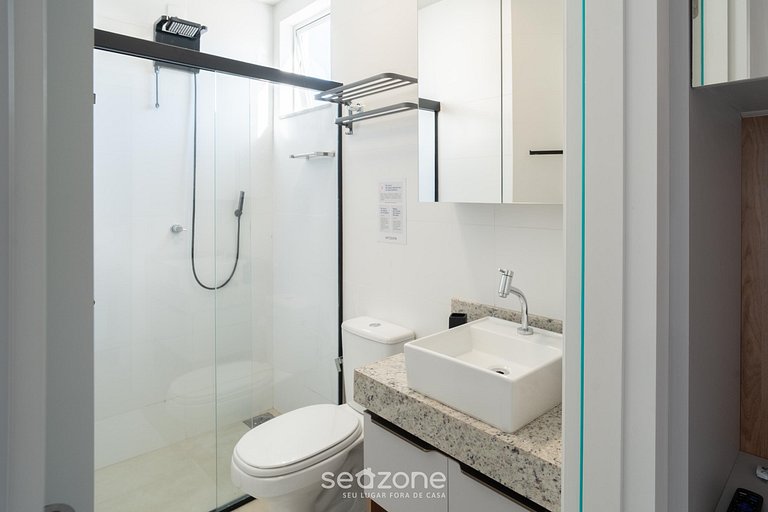 Conforto em Cond. c/ Piscina no Centro MSU0406