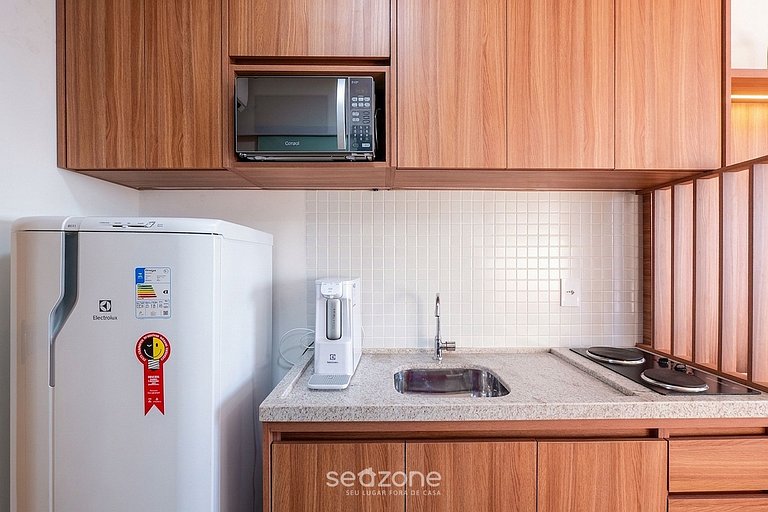 Studio em Cond. c/ piscina e academia SOA0906