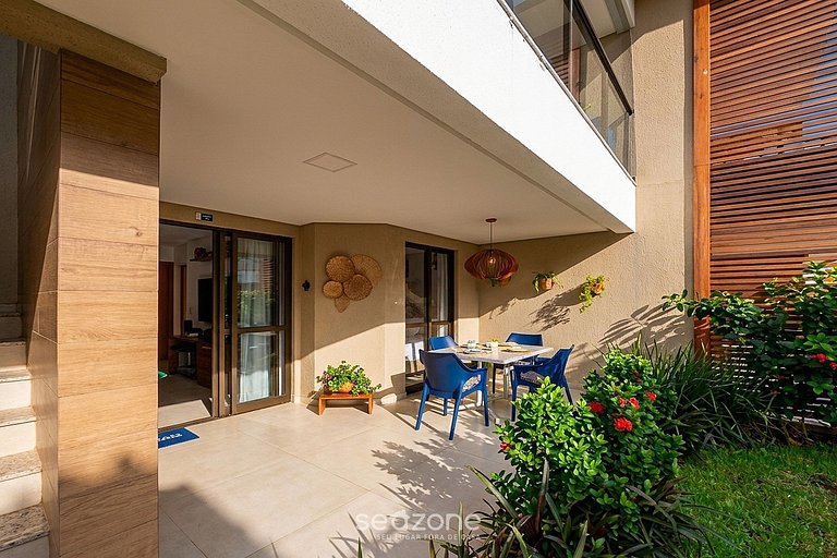 Casa em condo c piscina em Itacimirim IBV0013