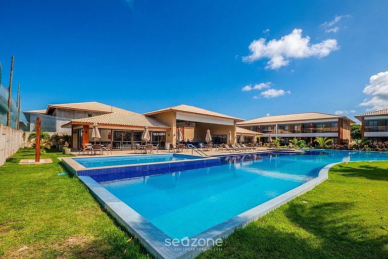 Casa em condo c piscina em Itacimirim IBV0013