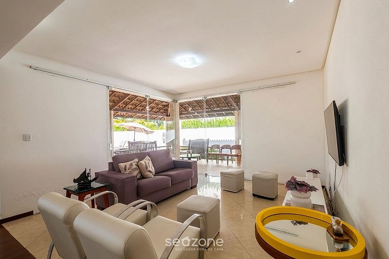 Casa en Cond. c/ Piscina y 4 Suites CDD0077
