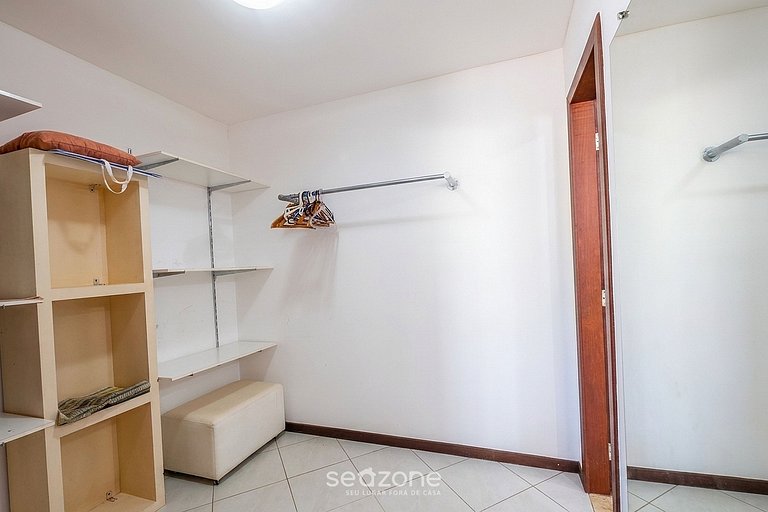 Casa en Cond. c/ Piscina y 4 Suites CDD0077