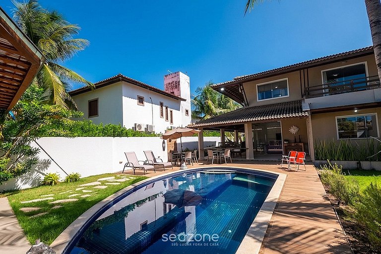 Casa en Cond. c/ Piscina y 4 Suites CDD0077