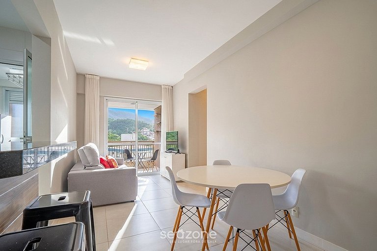 Apto. em Cond. c/ Piscina e Vista Cidade PST1111