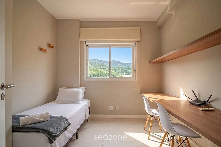 Apto. en Cond. c/ Piscina y Vista Ciudad PST1111