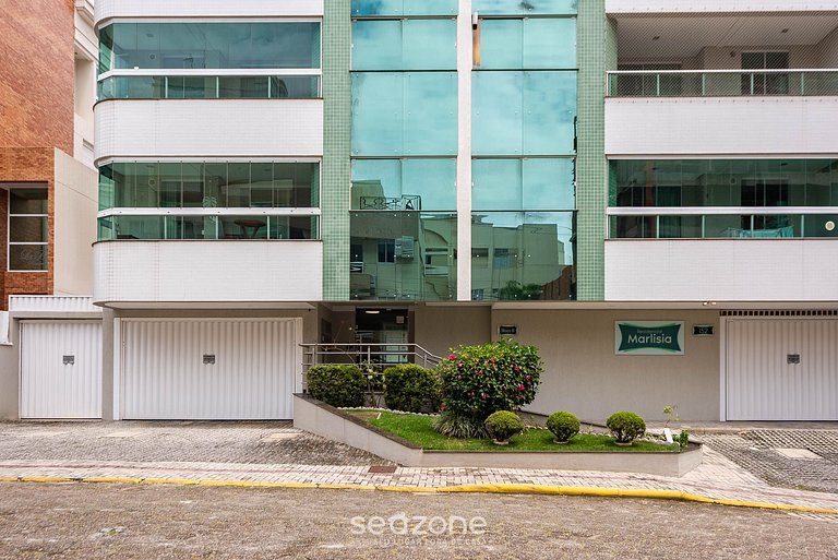 Apto. c/ churrasq. a 150m da praia MRS0001
