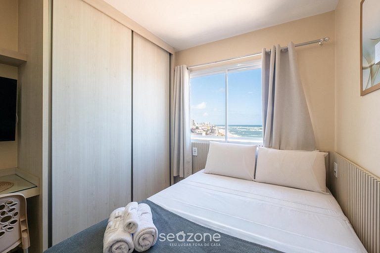 Apto em Cond c/ piscina a 70m da Praia SMA0819