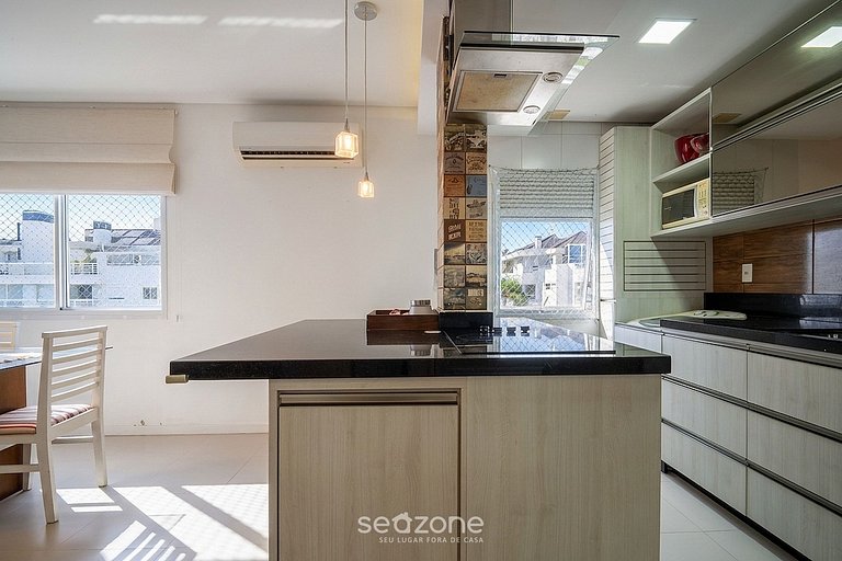 Apt c/ churrasq. prox. da praia de Jurerê SGA0815
